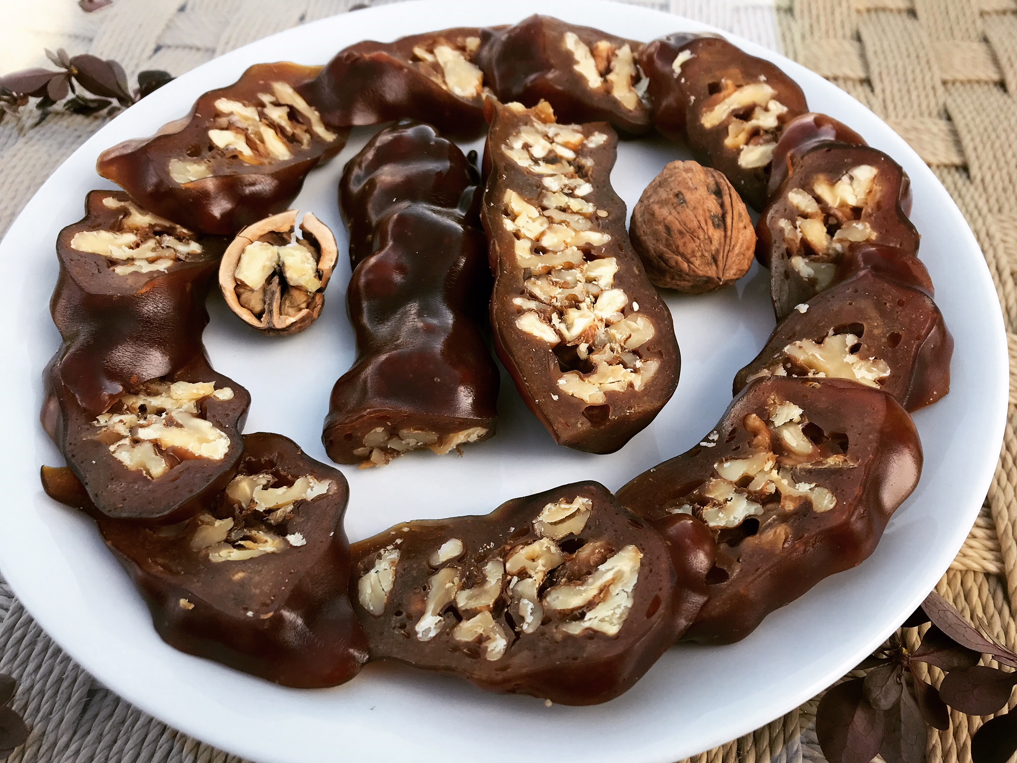 Cevizli Dut Kömesi Kapak Resmi
