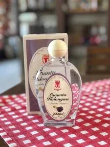 Tariş Manolya Kolonyası  Kapak Resmi