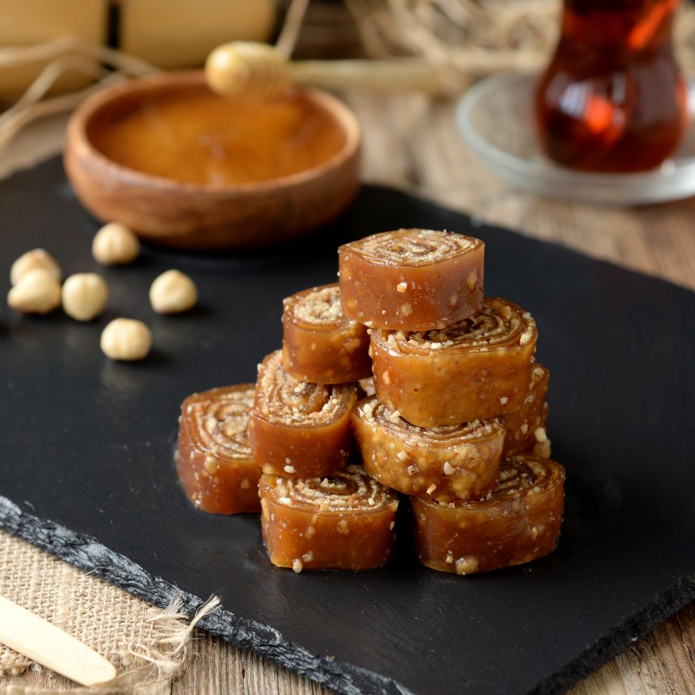 Ballı Pestil Kapak Resmi
