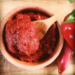 El Yapımı Tatlı Biber Salçası (2.5KG)
